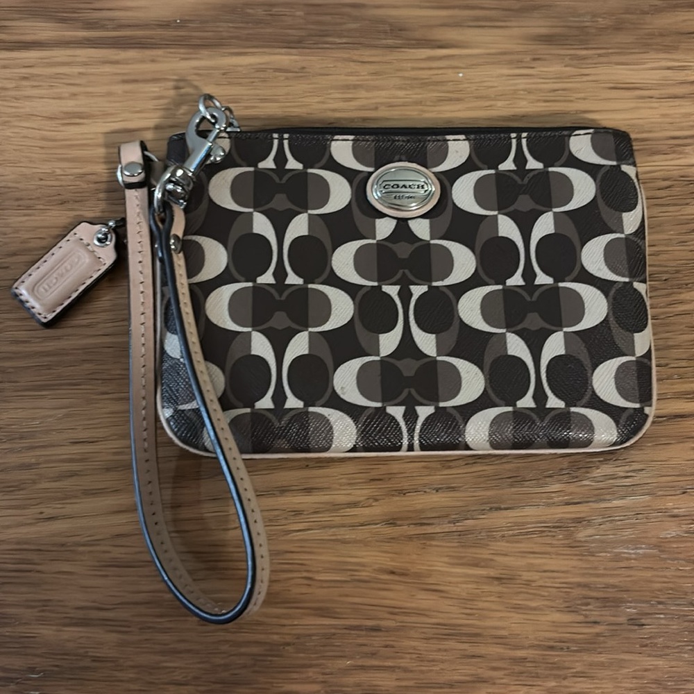 Coach Peyton Signature Dream C Brown and White Coated Canvas Wristlet Wa…